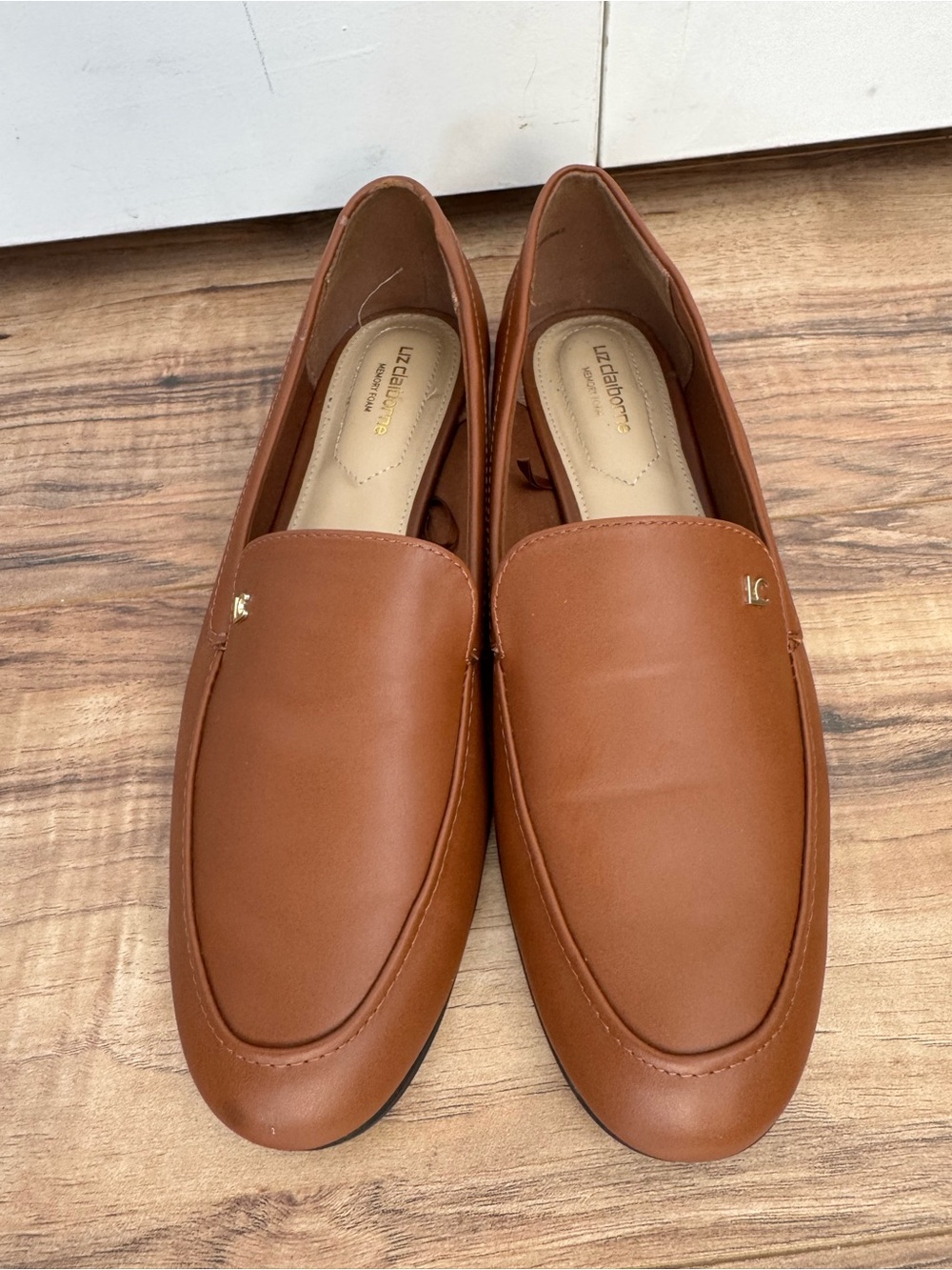 Liz Claiborne women's Zaria loafers Slip-On Loafers- Size 8.5